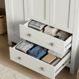 Shaker Triple Wardrobe With Drawers And Shelves - thumbnail 6