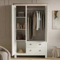 Shaker Triple Wardrobe With Drawers And Shelves - thumbnail 3