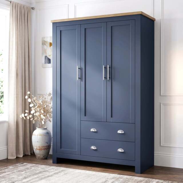 Shaker Triple Wardrobe With Drawers And Shelves - Blue
