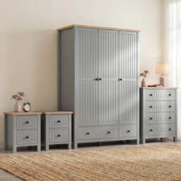 Linra Grey Painted 4 Piece Bedroom Set - Oak Top