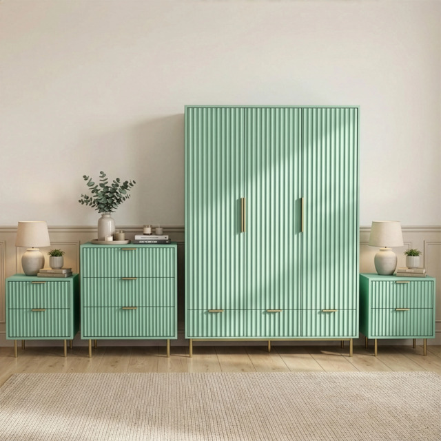 Flutrina Painted 4 Piece Bedroom Furniture Set - image 1
