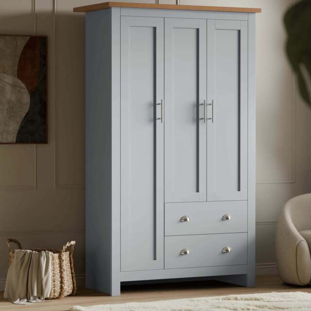 Shaker Triple Wardrobe With Drawers And Shelves - Grey