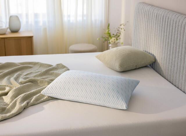 TEMPUR® Prima Cooling Pillow