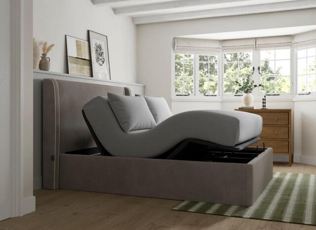 Silentnight Payton Ergomotion Adjustable Upholstered Bed Frame - 5'0 King - Grey - image 1