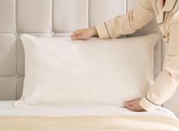 Flaxby Wool Pillow - thumbnail 3