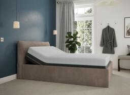 Silentnight Perrie Sleepmotion Adjustable Upholstered Bed Frame - 4'6 Double - Grey - thumbnail 2