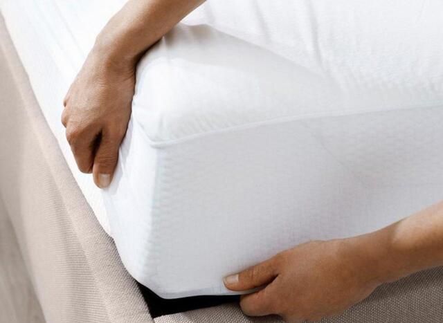 TEMPUR Cooling Tencel Mattress Protector - 5'0 King