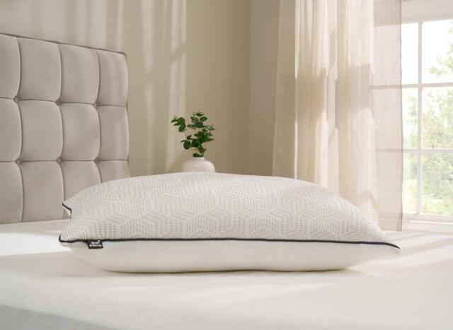 Hyde & Sleep Dual Comfort Ice Firm Pillow - image 1