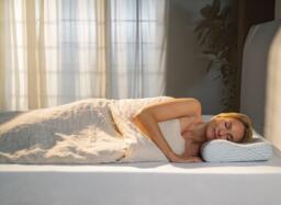 TEMPUR Original SmartCool™ Extra Large Neck Pillow - thumbnail 2