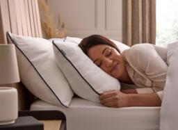 Silentnight Hotel Collection Prestige Pillow - thumbnail 3
