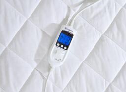Dreams Luxury Quilted Heated Blanket - 4'6 Double - thumbnail 2