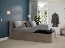 Silentnight Perrie Ergomotion Adjustable Upholstered Bed Frame - 5'0 King - Grey - thumbnail 2