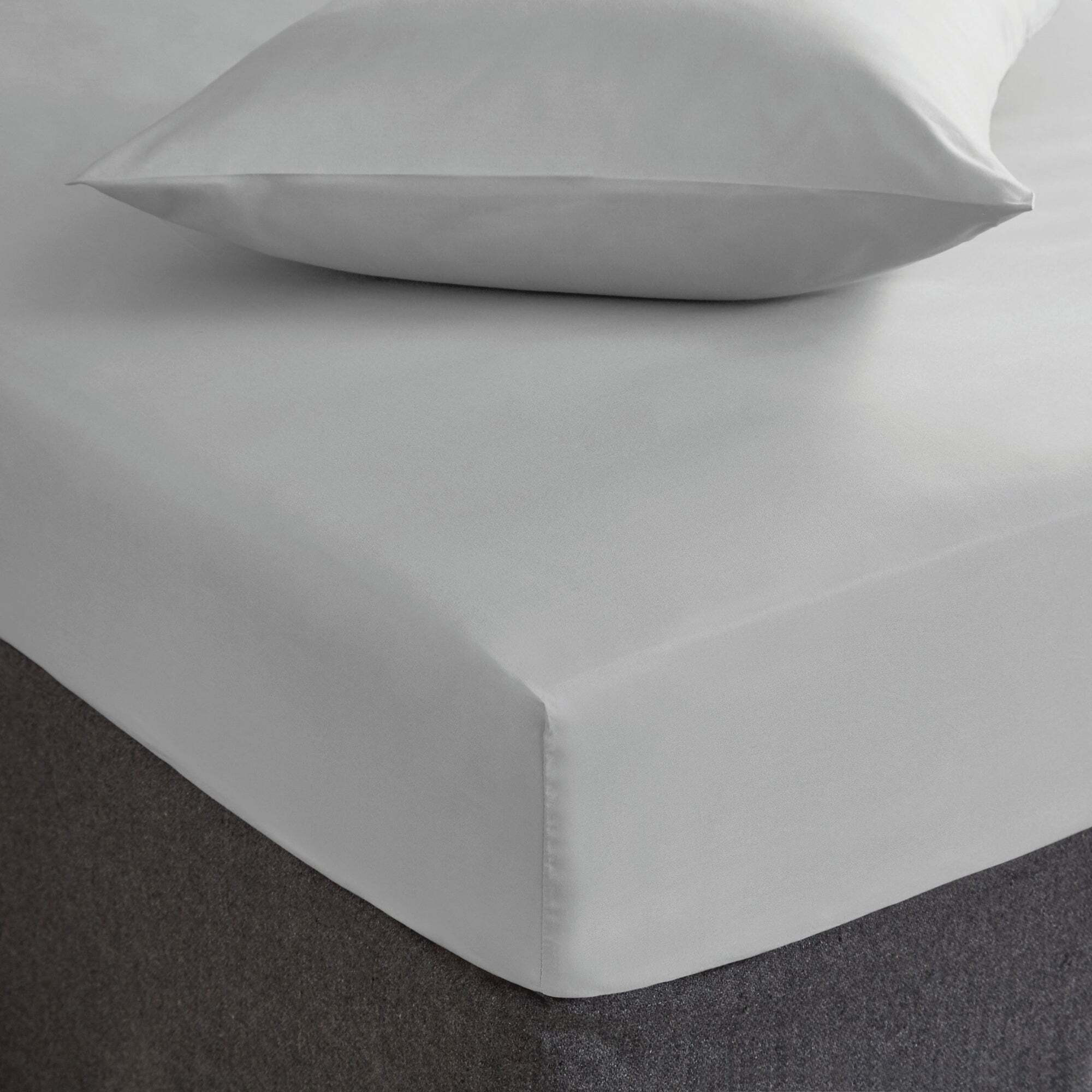 Fogarty Soft Touch Fitted Sheet Sliver