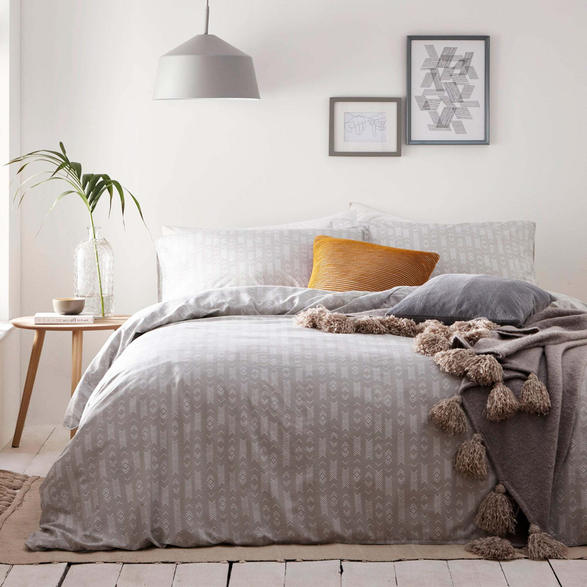 The Linen Yard Greenwich Grey 100% Cotton Duvet Cover and Pillowcase Set Grey and White