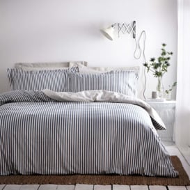 The Linen Yard Hebden Reversible 100% Cotton Navy Duvet Cover and Pillowcase Set Navy Blue and White