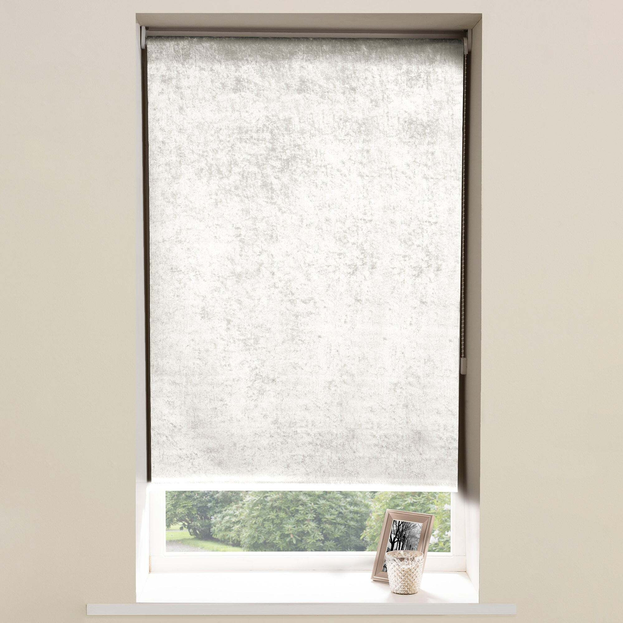 Crushed Velvet Pearl Blackout Roller Blind White