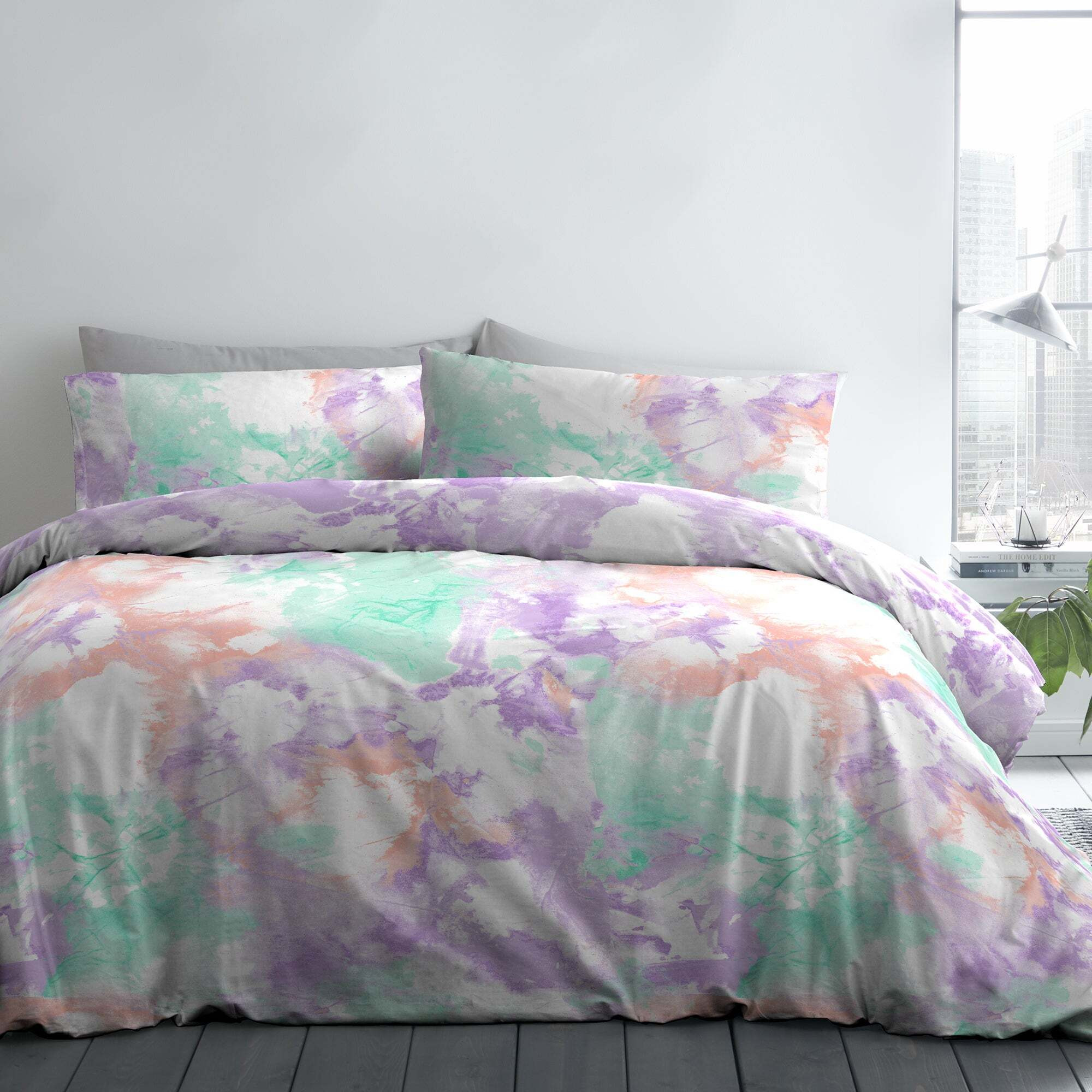 Fusion Tie Dye Reversible Duvet Cover and Pillowcase Set Green/Purple/White
