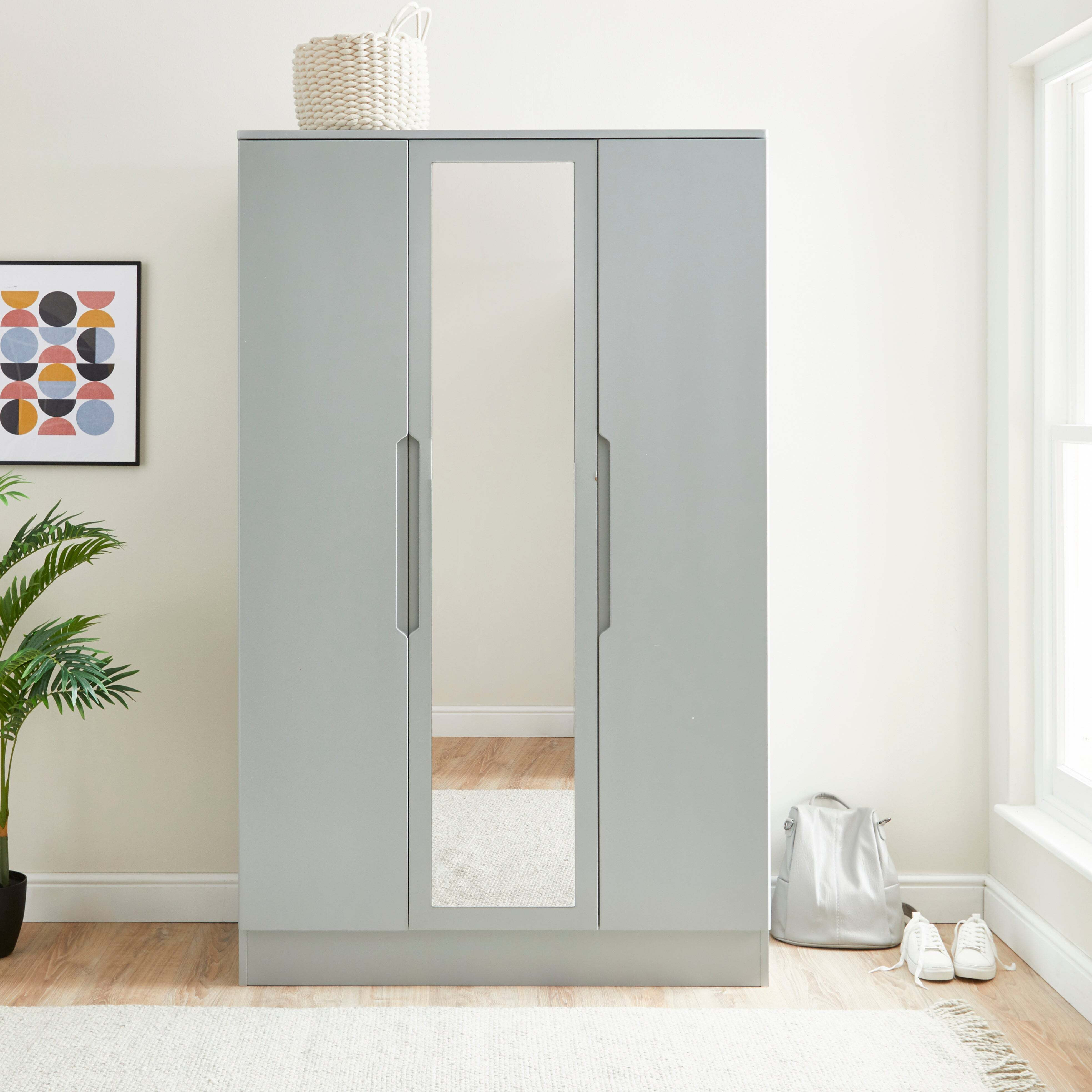 Larson Triple Wardrobe Grey