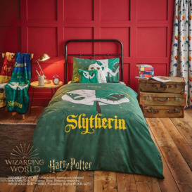 Slytherin House Reversible Duvet Cover and Pillowcase Set green