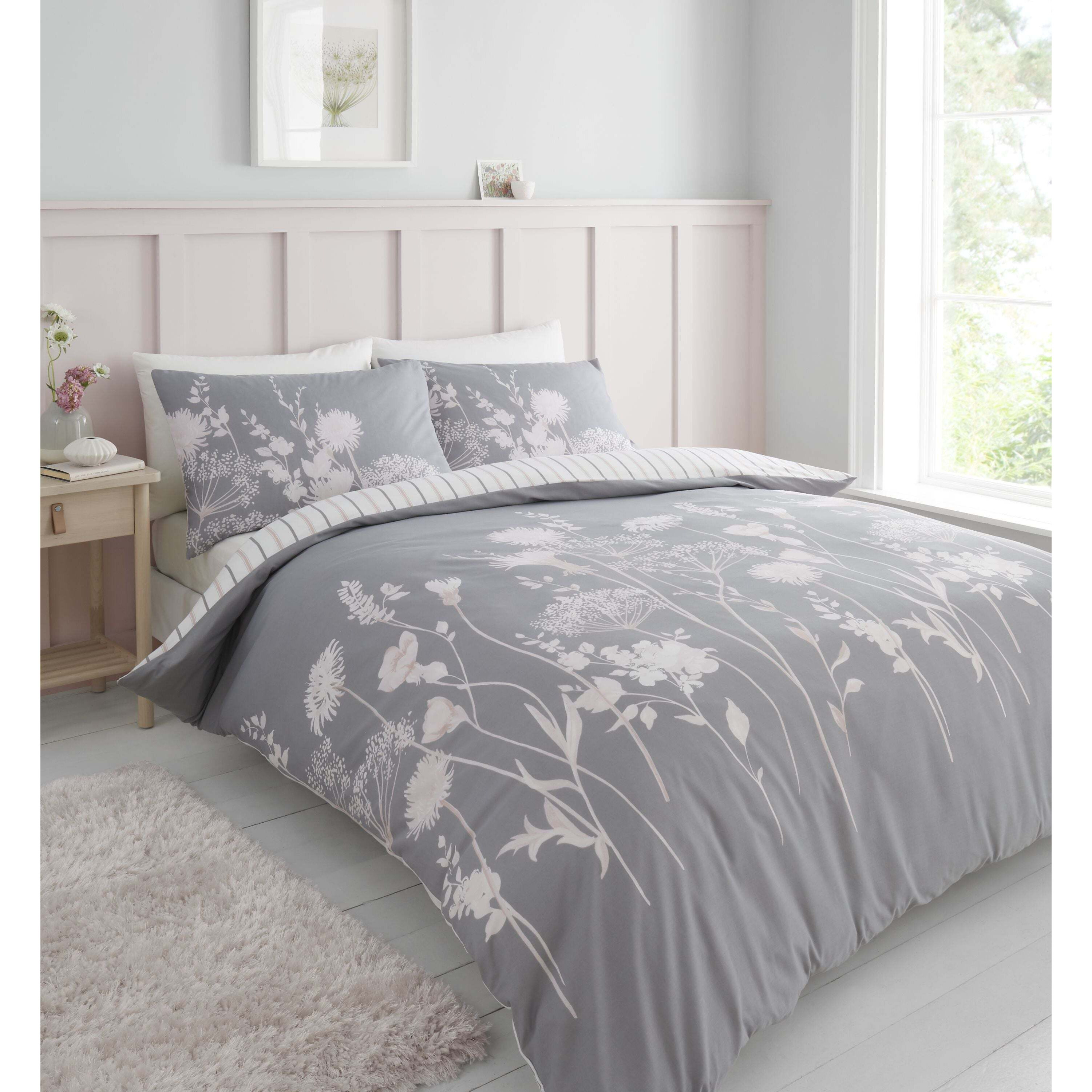 Catherine Lansfield Meadowsweet Floral Pink Duvet Cover and Pillowcase Set Pink
