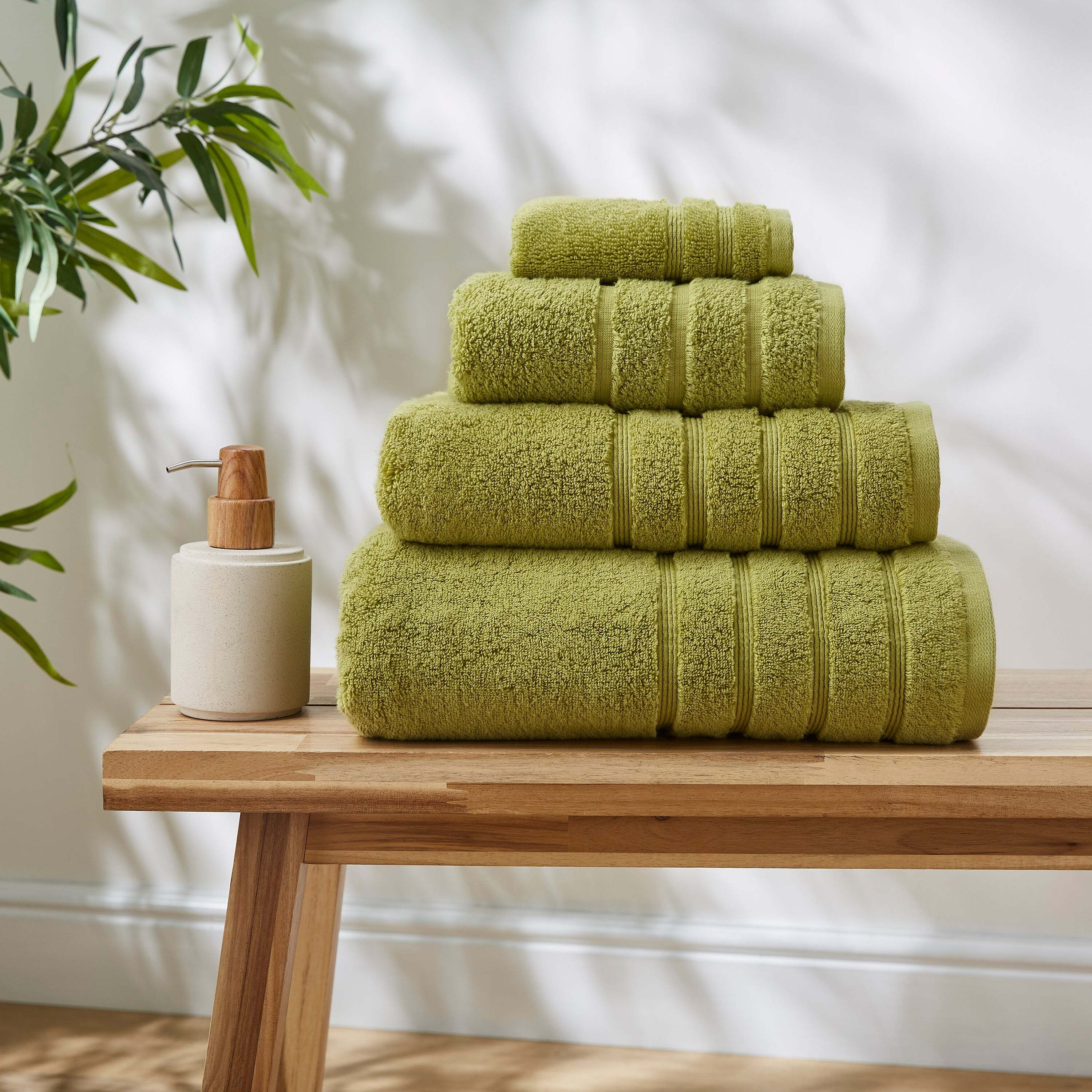 Fern Ultimate Towel Green