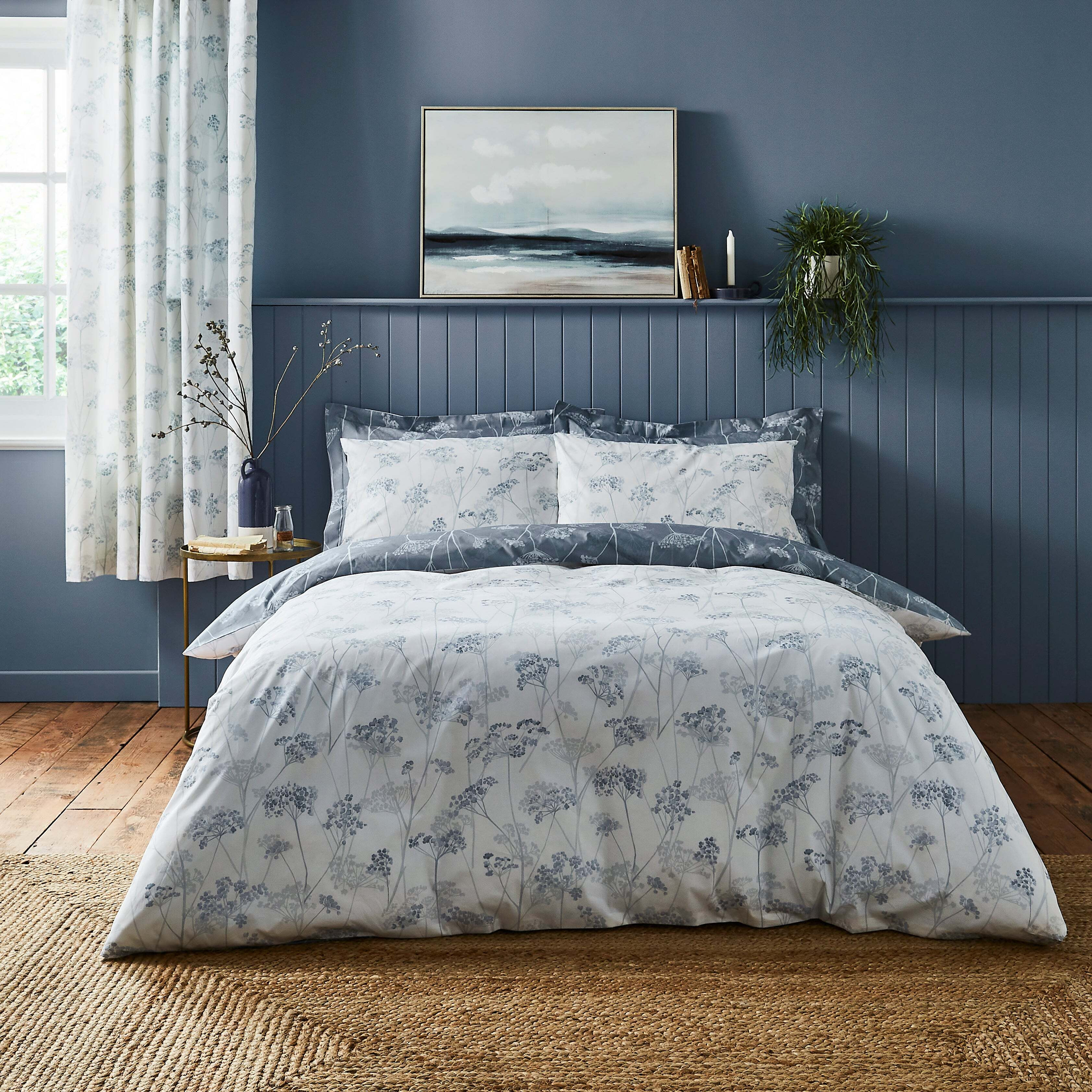 Cow Parsley Duvet Cover and Pillowcase Set blue