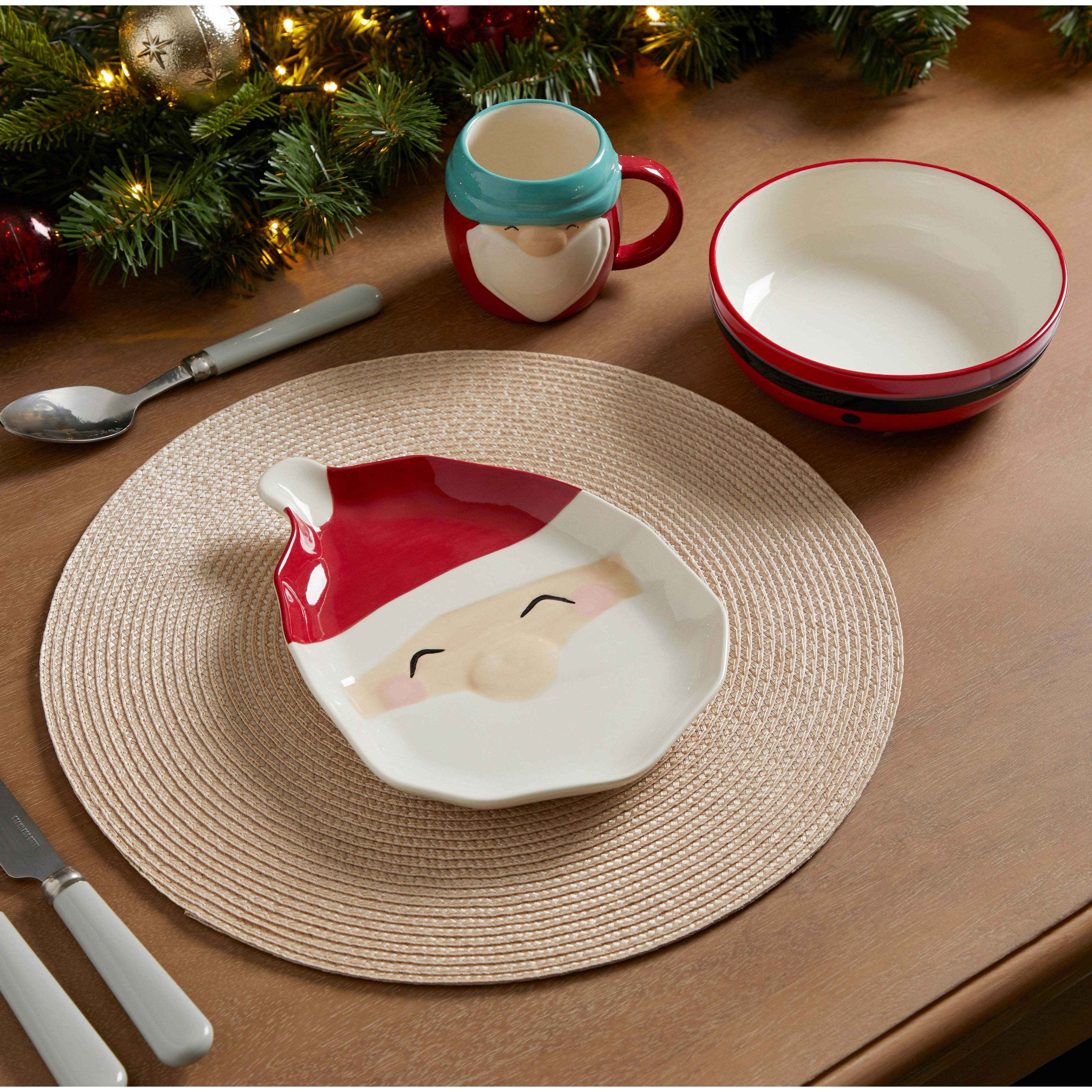 Santa Childrens Christmas Dinner Plate Winterberry® Piece Jolly