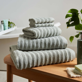 Soft and Fluffy Ribbed Towel Lilypad Light Green
