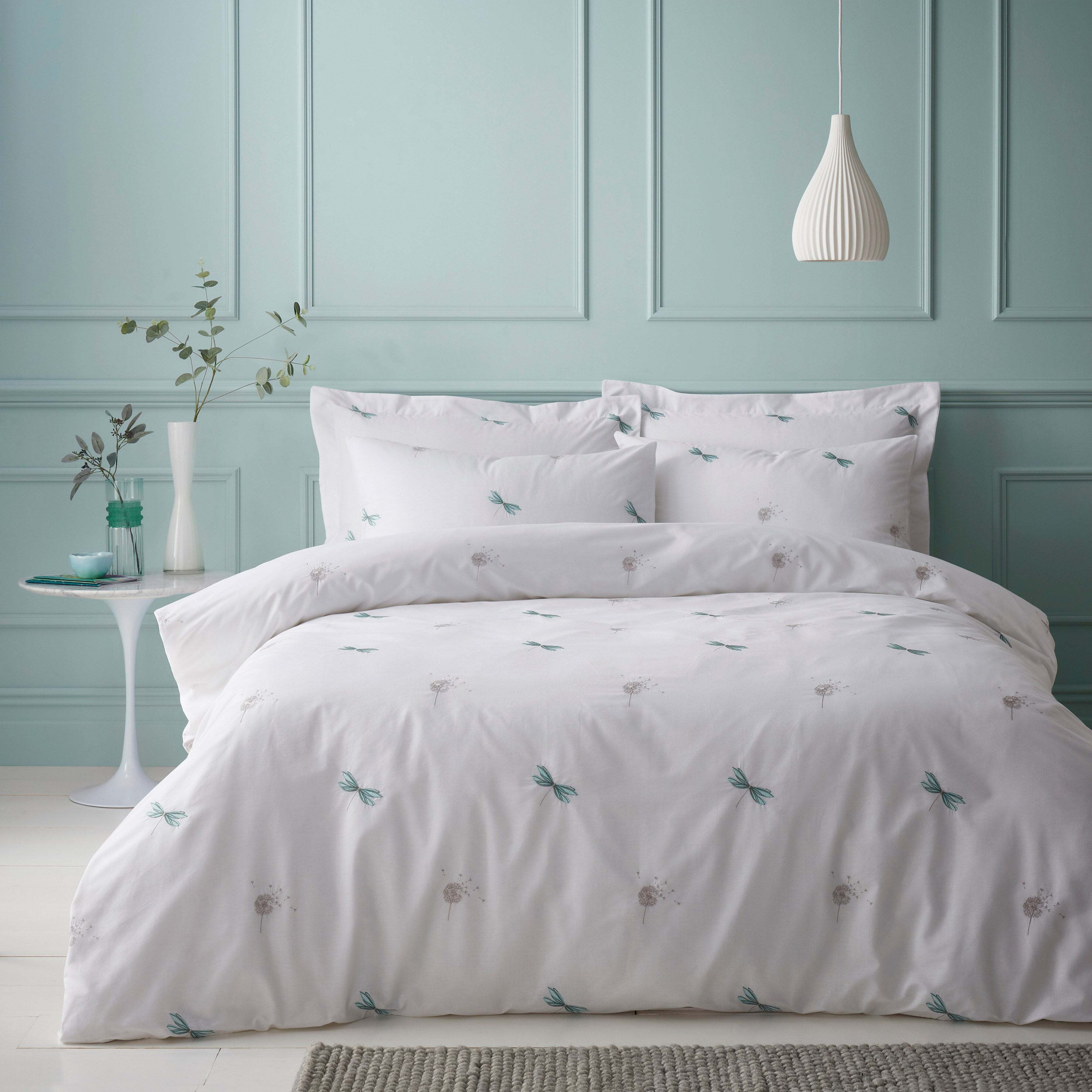 Dragonflies Embroidery Seafoam Duvet Cover and Pillowcase Set White/Green