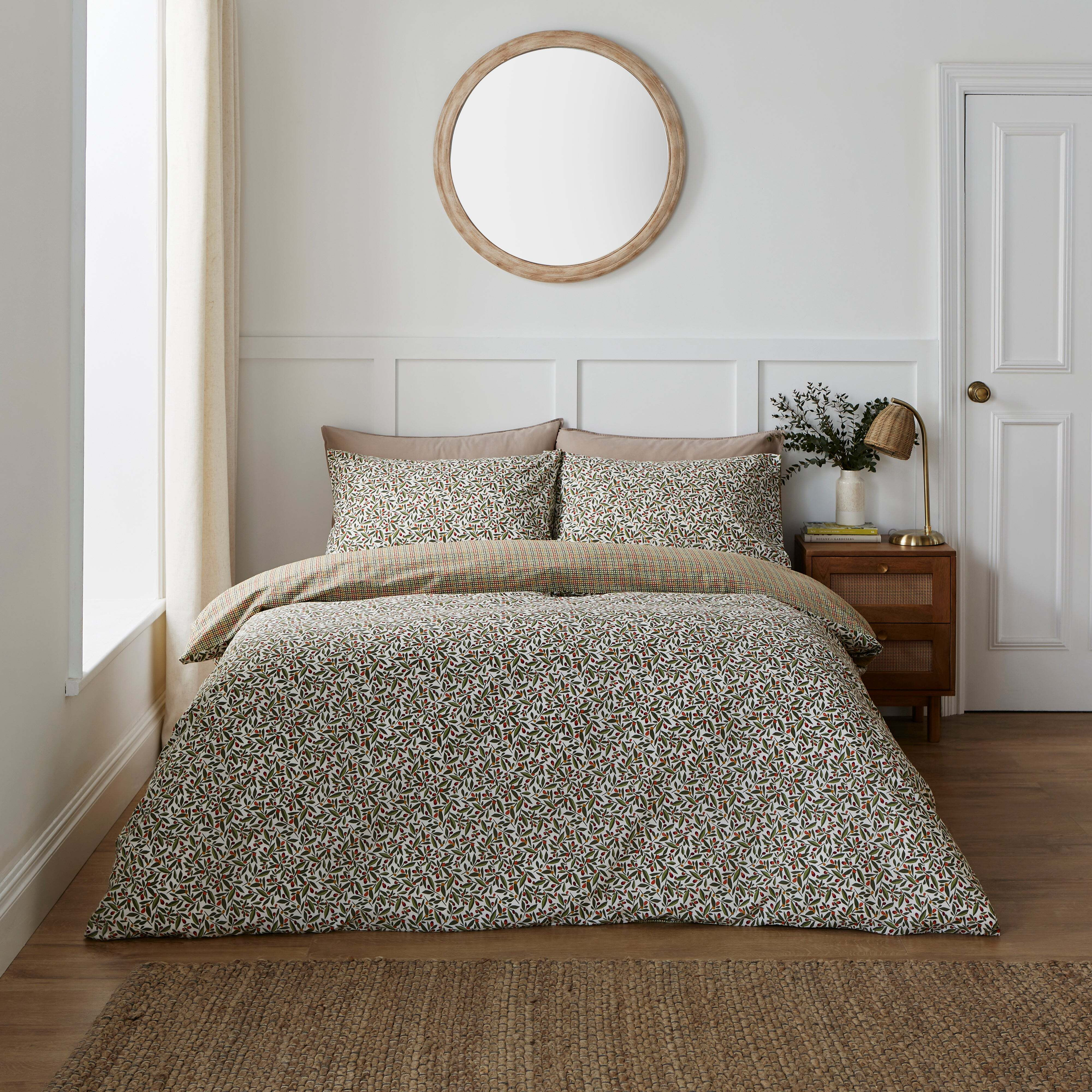 Cosy Autumn Spring Olive Duvet Cover & Pillowcase Set Olive (Green)