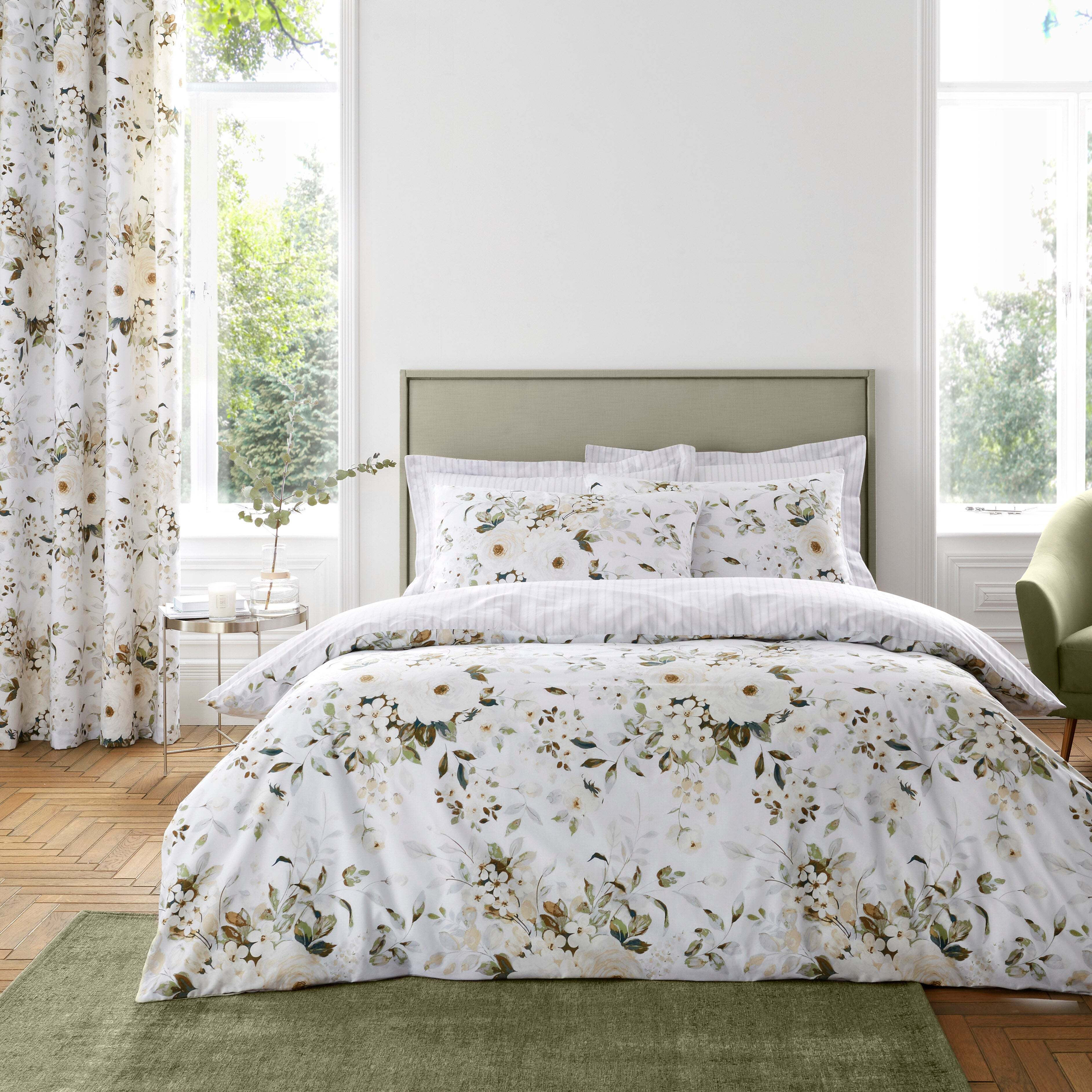 Carmel White Duvet Cover & Pillowcase Set White/Green