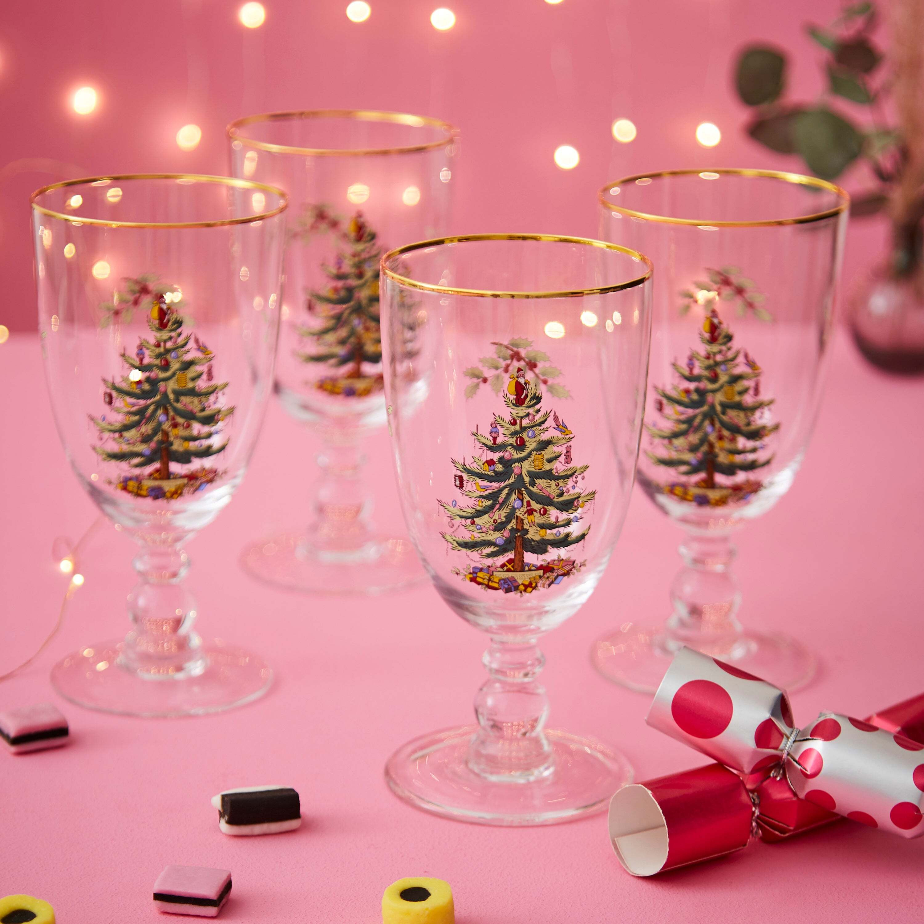 https://static.ufurnish.com/assets%2Fproduct-images%2Fdunelm%2F30874840%2Fchristmas-tree-set-of-4-goblets-clear-2b67c64e.jpg