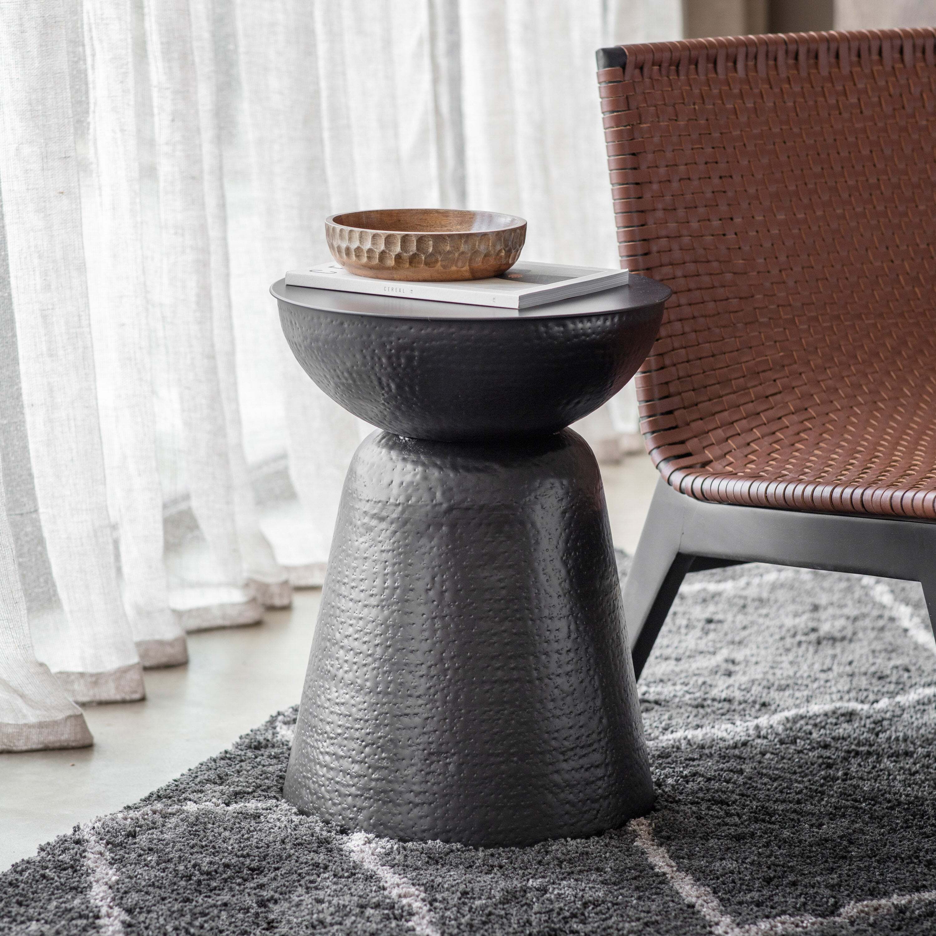 Sandy Side Table, Black Black