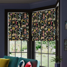 Maximalist Tropical Made to Measure Roman Blind Tropical Black