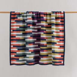 Supersoft Audenza Blocks Throw Blanket - thumbnail 1
