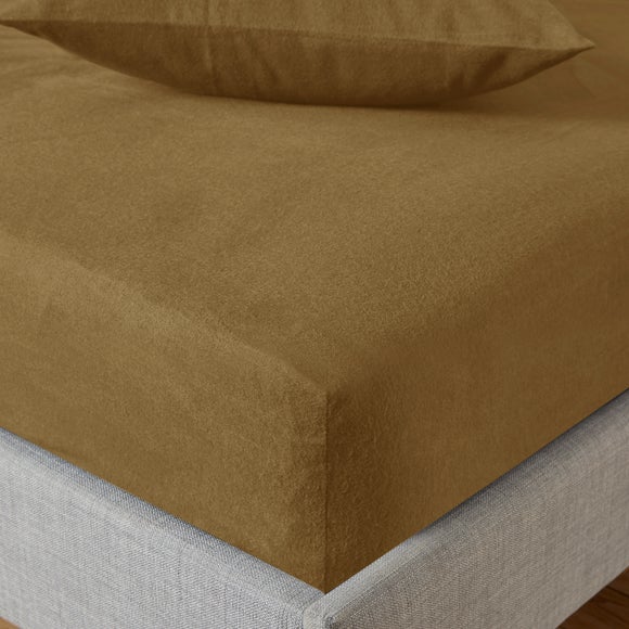 Soft & Cosy Luxury Brushed Cotton Fitted Sheet - image 1