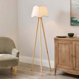 Scalloped Edge Easy Fit Lamp Shade - thumbnail 3