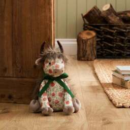 Voyage Maison Hugo the Highland Cow Doorstop - thumbnail 4