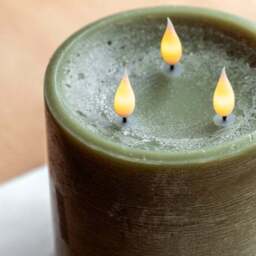 Cedar & Sage Multi Wick LED Candle - thumbnail 2