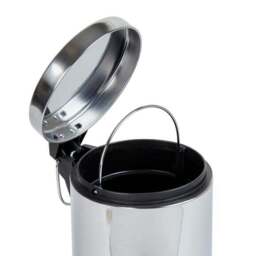 Bathroom Basics 3-Litre Silver Pedal Bin - thumbnail 3
