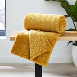 Amelia Recycled Throw Blanket, 200cm x 200cm - thumbnail 1