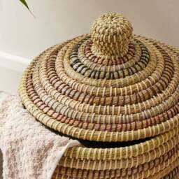 Rainbow Seagrass Storage Basket with Lid - thumbnail 3