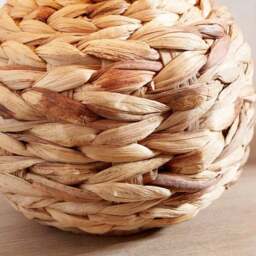 Zadi Plaited Water Hyacinth Table Lamp - thumbnail 3
