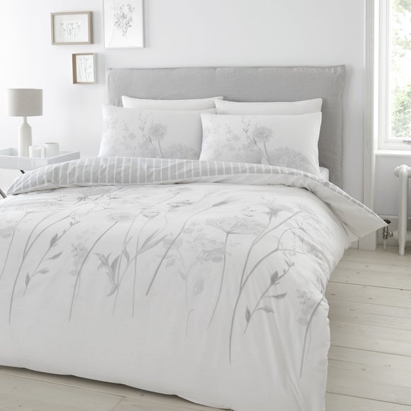 Catherine Lansfield Meadow Sweet Floral Reversible Duvet Cover and Pillowcase Set - image 1