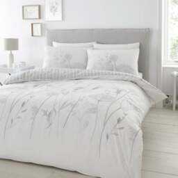 Catherine Lansfield Meadow Sweet Floral Reversible Duvet Cover and Pillowcase Set - thumbnail 1