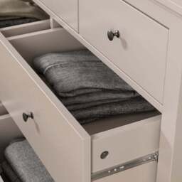 Lynton 7 Drawer Chest - thumbnail 3