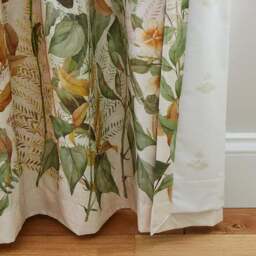 Dorma Rambling Rose Blackout Pencil Pleat Curtains - thumbnail 4