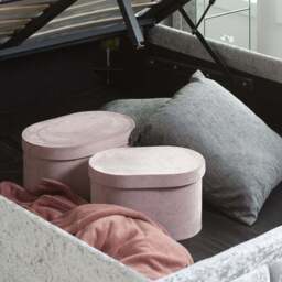 Hannover Crushed Velvet Ottoman Bed Frame - thumbnail 4
