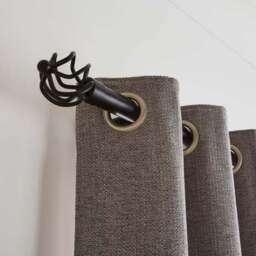 Caged Ball Extendable Metal Eyelet Curtain Pole - thumbnail 4