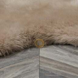 Quad Sheepskin Rug - thumbnail 2